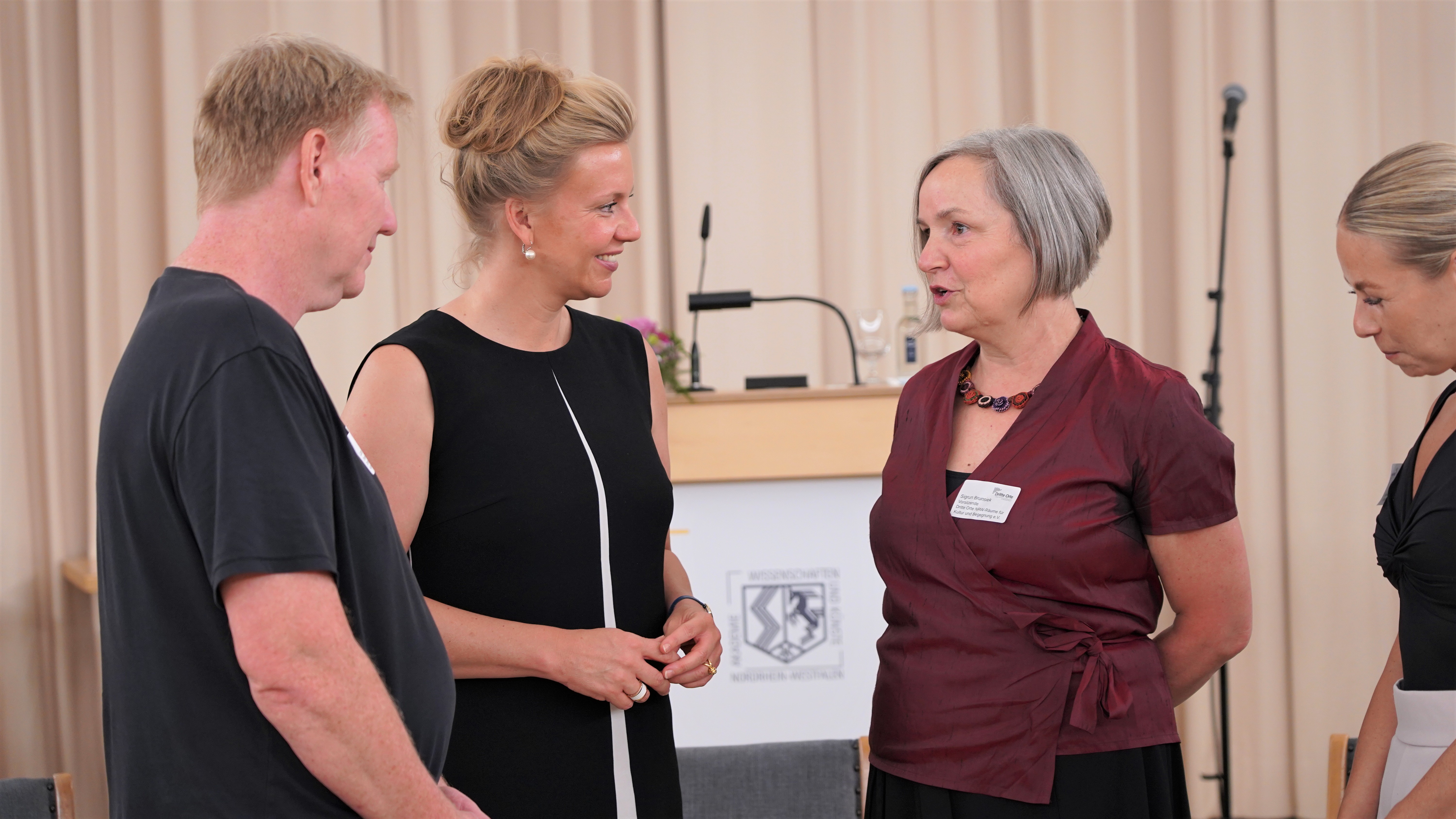Ministerin Brandes MdL im Austausch mit Vereinsvorstand Dritte Orte