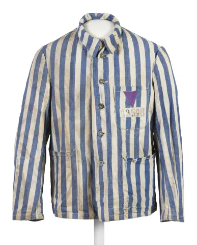 Die Sommerjacke des Häftlings Max Schubert aus dem Außenkommando Wewelsburg