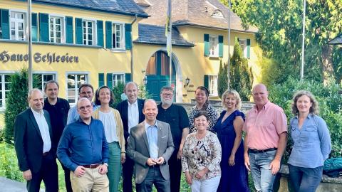 Gruppenbild Landesbeirat: Zweite Vollversammlung 2023 (Haus Schlesien, Königswinter)