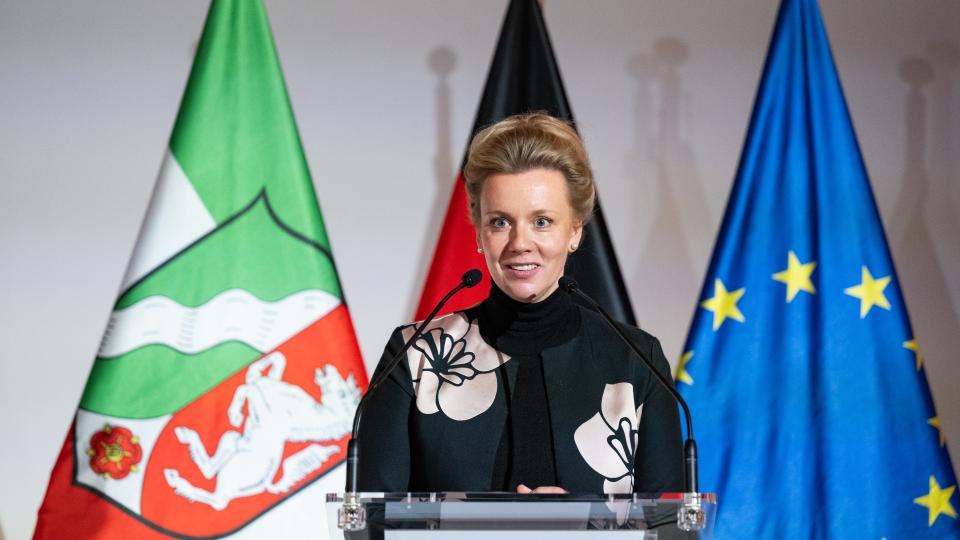 Kunstpreis 2024: Ministerin Brandes