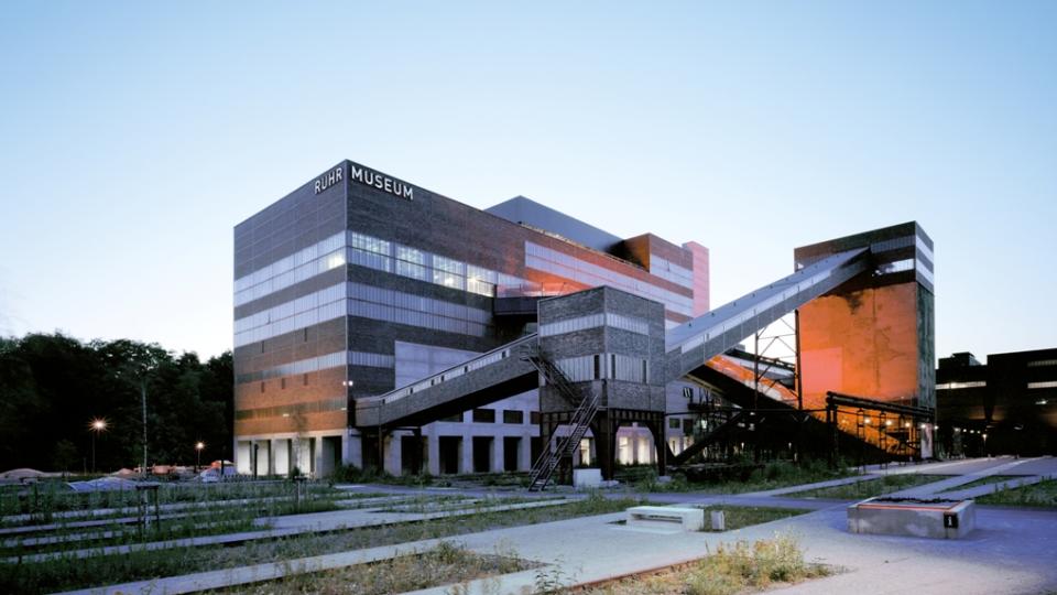 Außenansicht des Gebäudes des Ruhr Museums