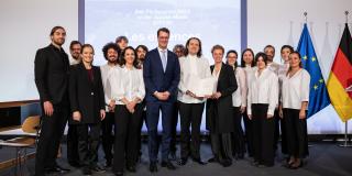 Gruppenbild Les essences